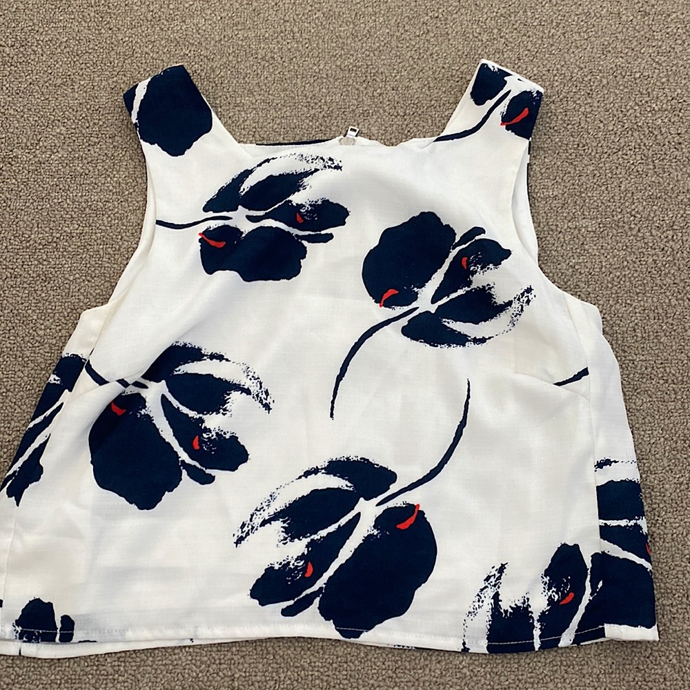 Elegant top from Lucy Paris